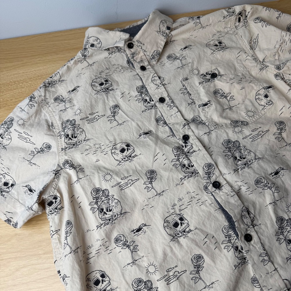 Eighty Eight Brand Mens‎ Skull Rose Button Down Shirt M Gothic Desert Tattoo Art